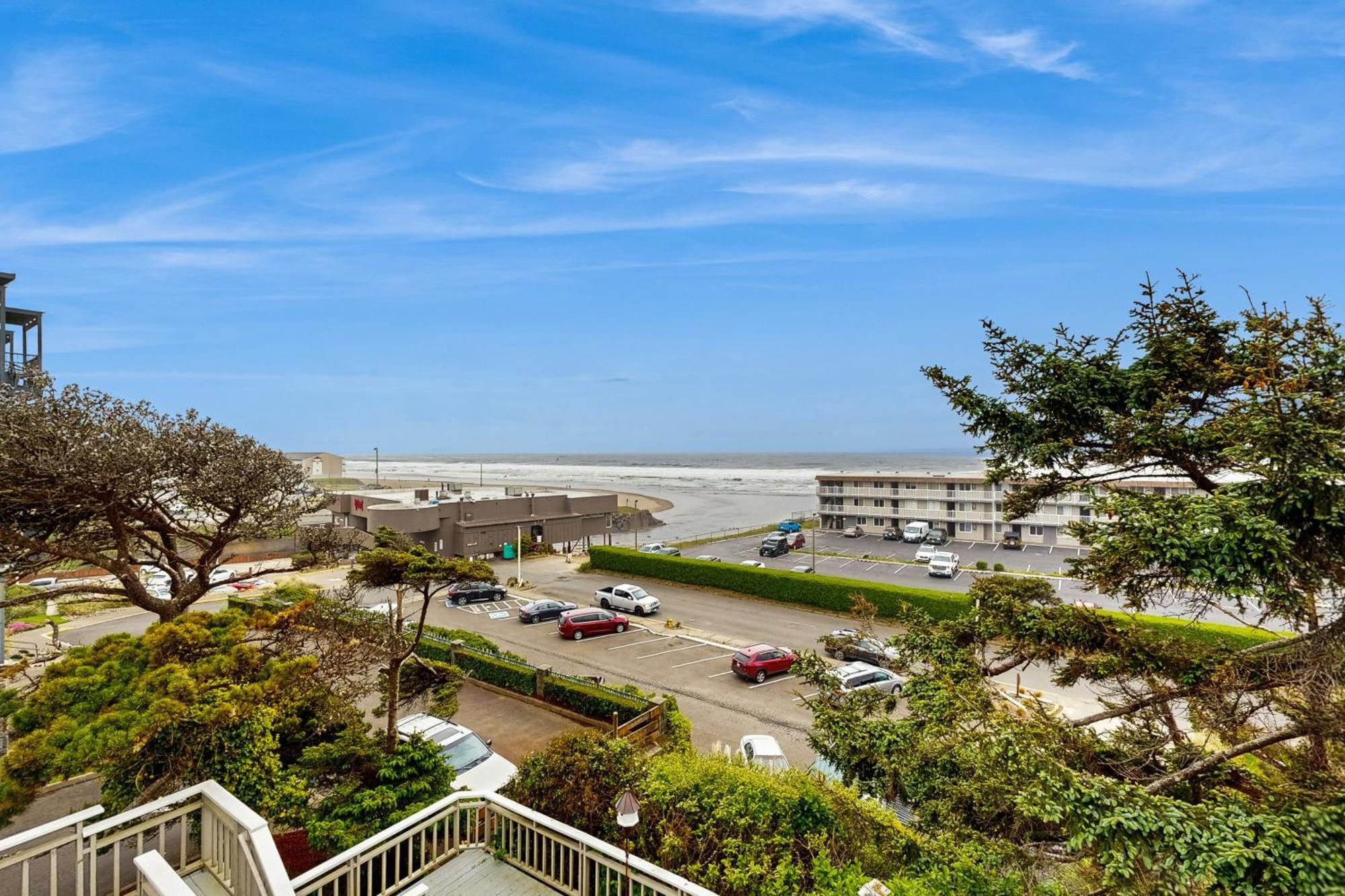 Villa Far View à Lincoln City Extérieur photo
